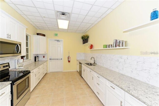 Building Photo - 5264 Bouchard Cir
