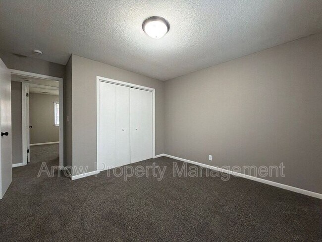 Building Photo - 1027 A St