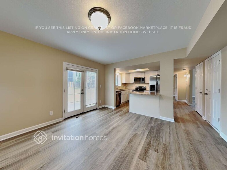 Building Photo - 12548 Leesburg Rd