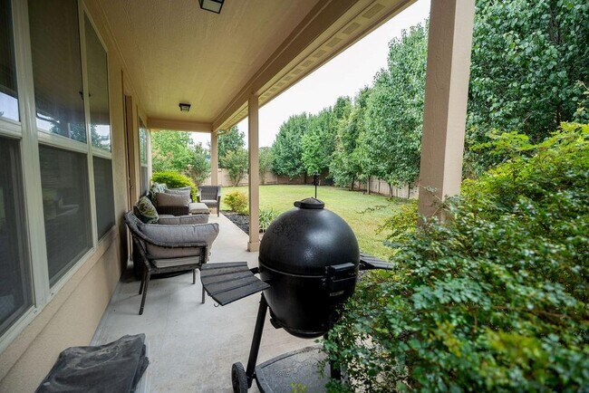 Building Photo - 15303 Westland Gate Dr