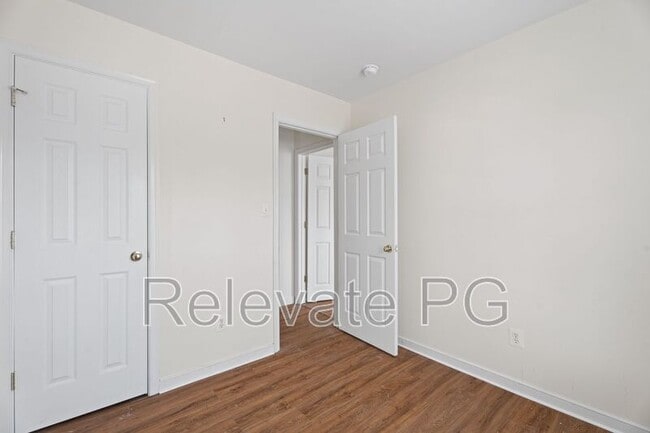 Building Photo - 6771 S Grand Brook Cir
