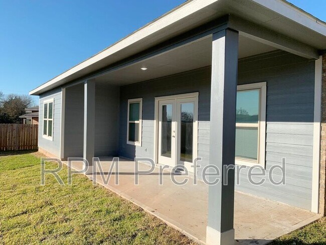 Building Photo - 12703 Pebble Creek Ln