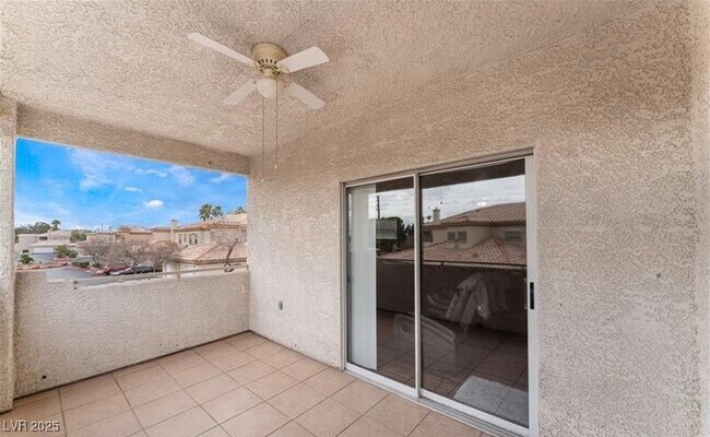 Building Photo - 6704 Dorita Ave