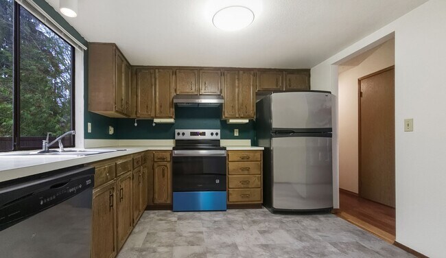 Building Photo - Charming Home with Serene Garden Retreat