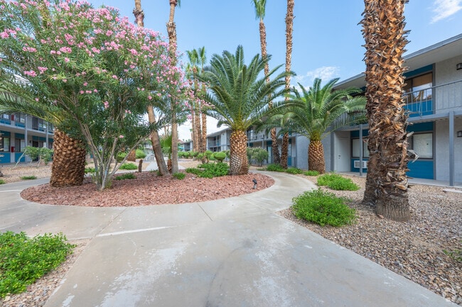 Community - Arcadia Pointe