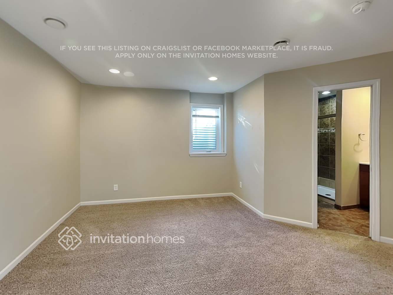 Building Photo - 10598 49th St NE