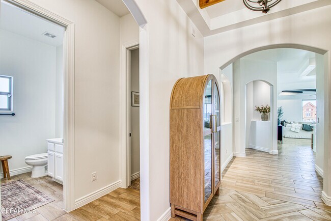 Building Photo - 13409 Carterton Ave