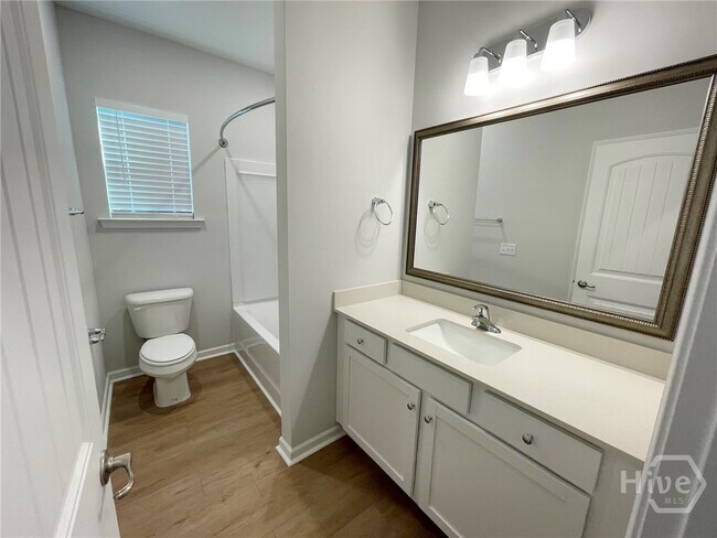 Building Photo - 750 Sessile Oak Dr