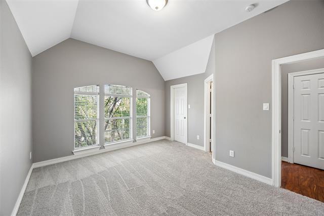Building Photo - 3943 N Hall St