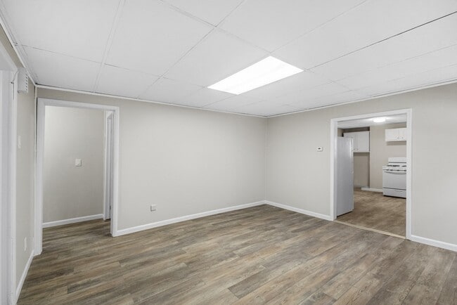 Building Photo - 1534 5th Ave