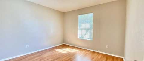 Building Photo - 1116 Browntop St