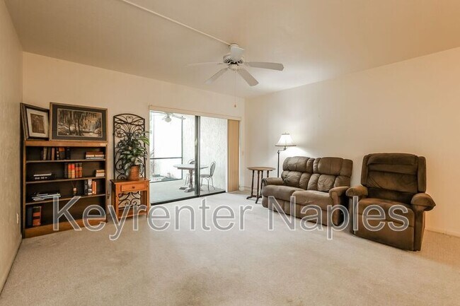 Building Photo - 1701 Courtyard Way