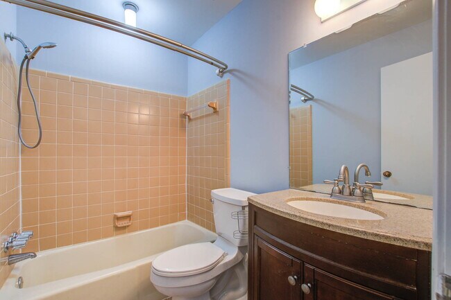 Building Photo - 1506 Ventura Pl