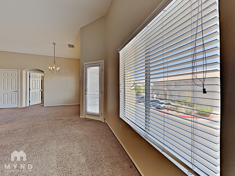 Building Photo - 6057 Slow Bob St