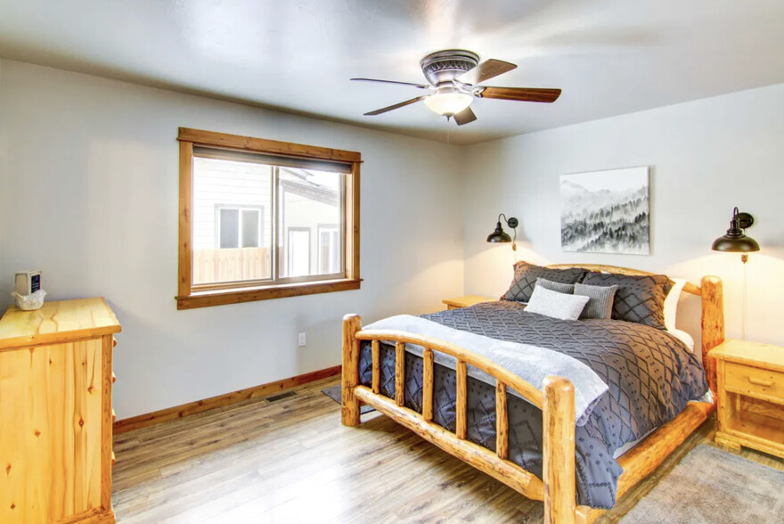 Master Bedroom with authentic Made in Montana Lodgepole Pine furniture. - 91 E Rosebud Ave