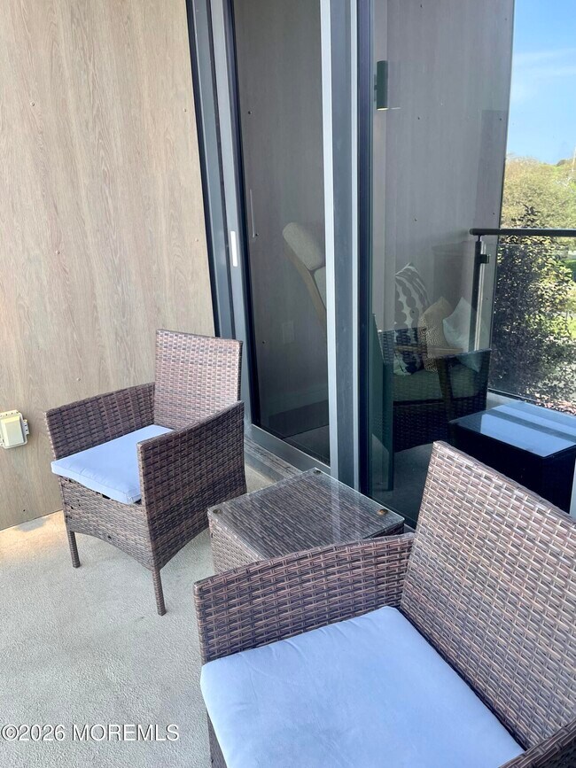 Building Photo - 30 Melrose Terrace