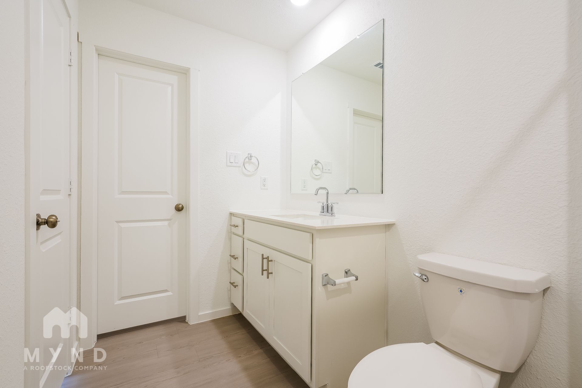 Building Photo - 2749 Ctr Crk Ln