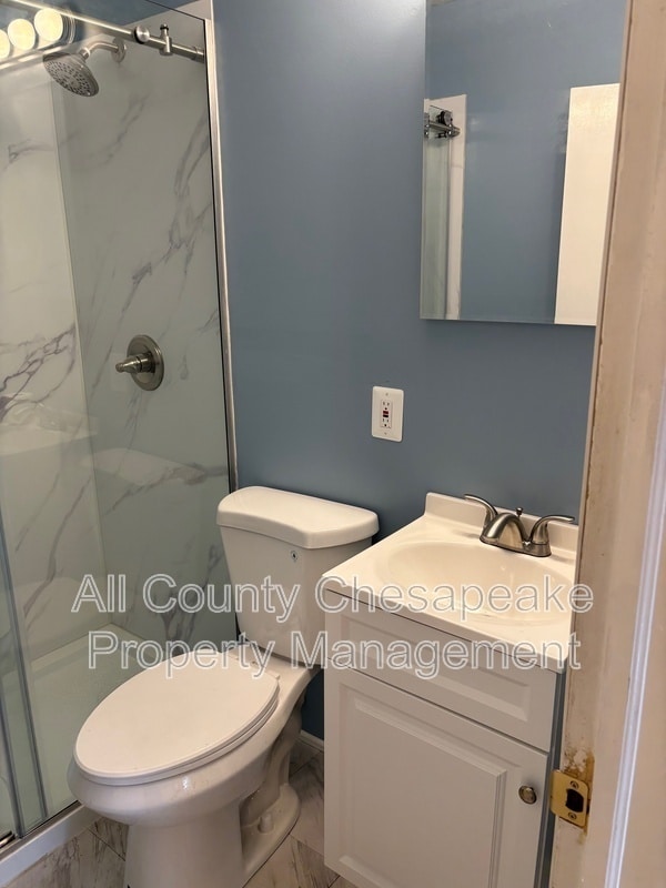 Building Photo - 6206 Scranton Rd