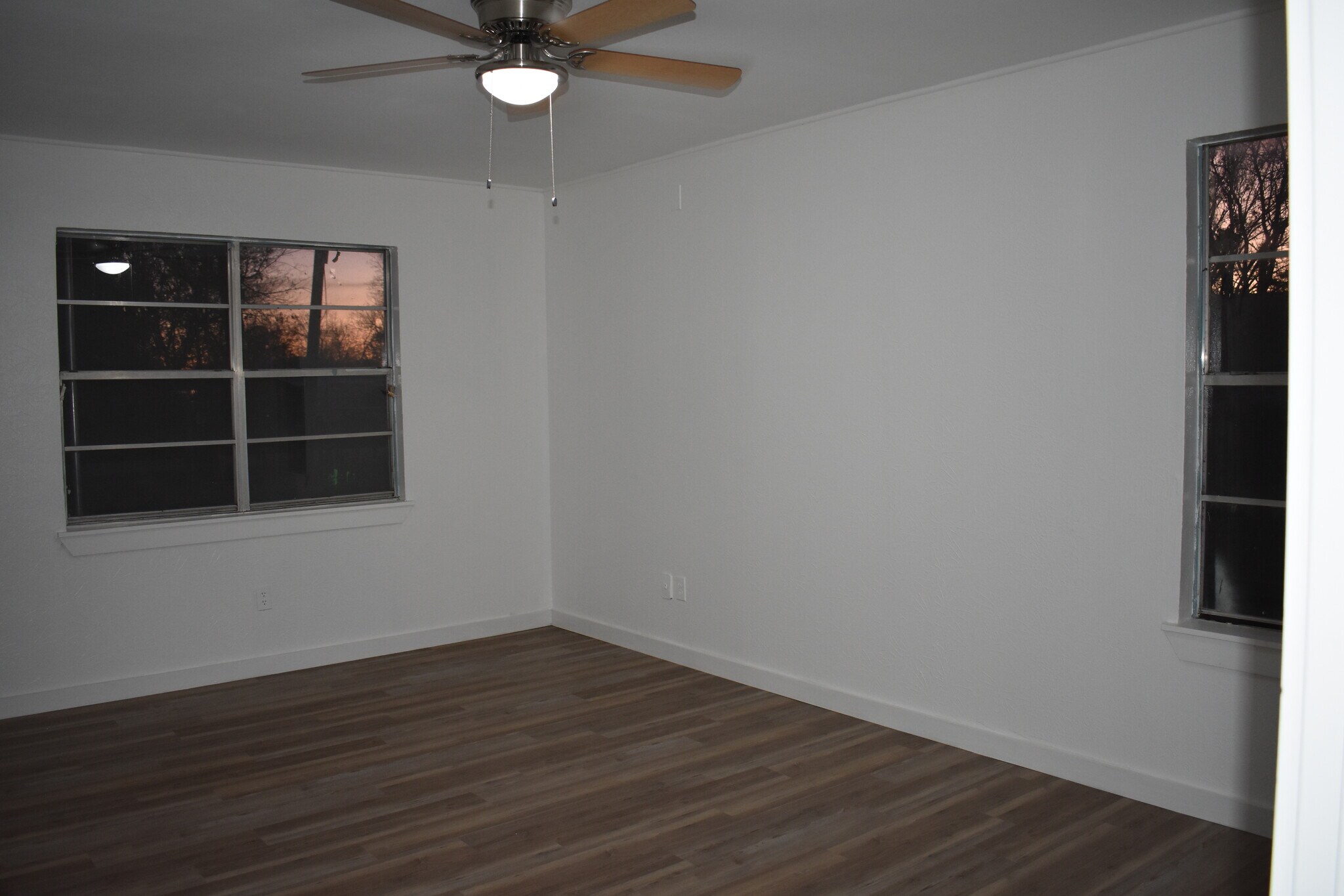 Building Photo - 108 E Kirby