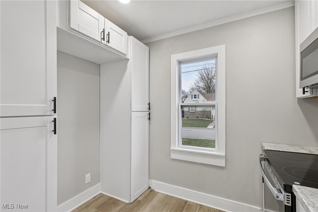 Building Photo - 133 N Pearl St