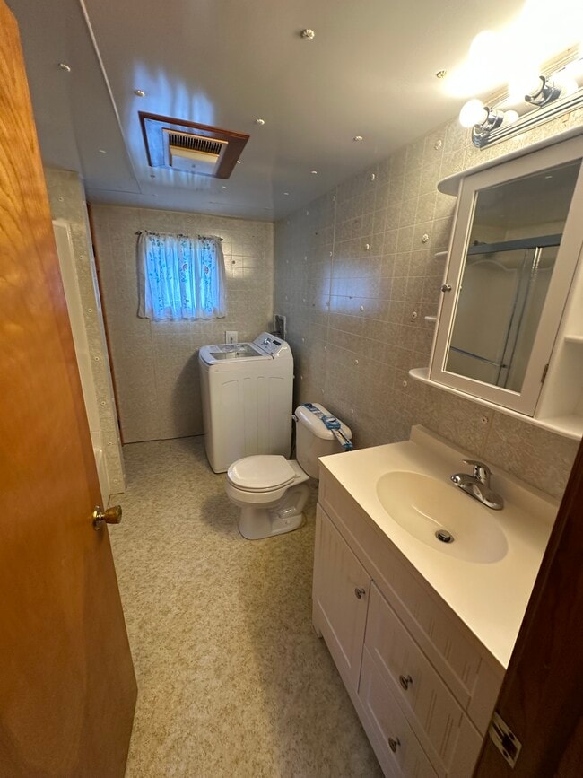 Building Photo - 2738 Eaman Rd