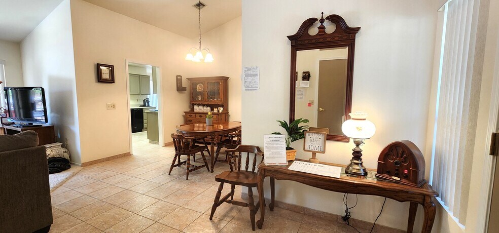 Building Photo - 3013 Sungold Dr