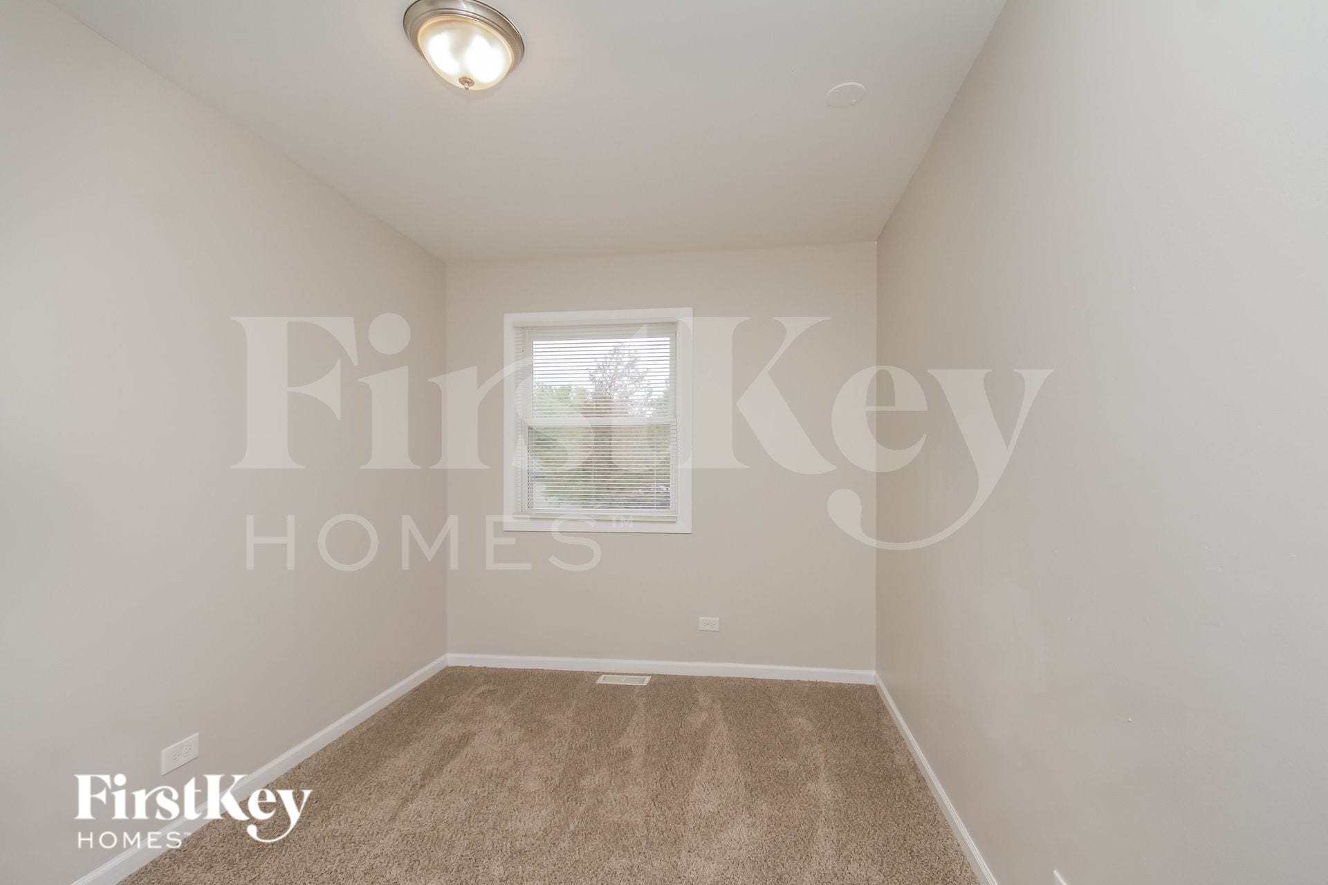 Building Photo - 17213 Springtide Ln