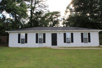 Building Photo - 3109 Jennifer Ct