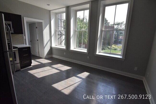 Building Photo - 4100 Parkside Ave