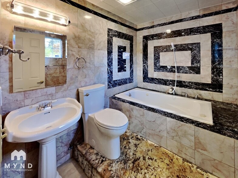 Building Photo - 8055 Wagon Trail Way