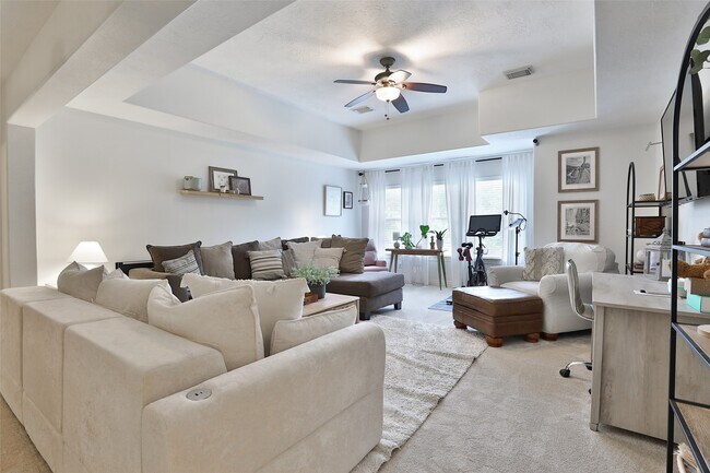 Building Photo - 3102 Palm Harbour Dr