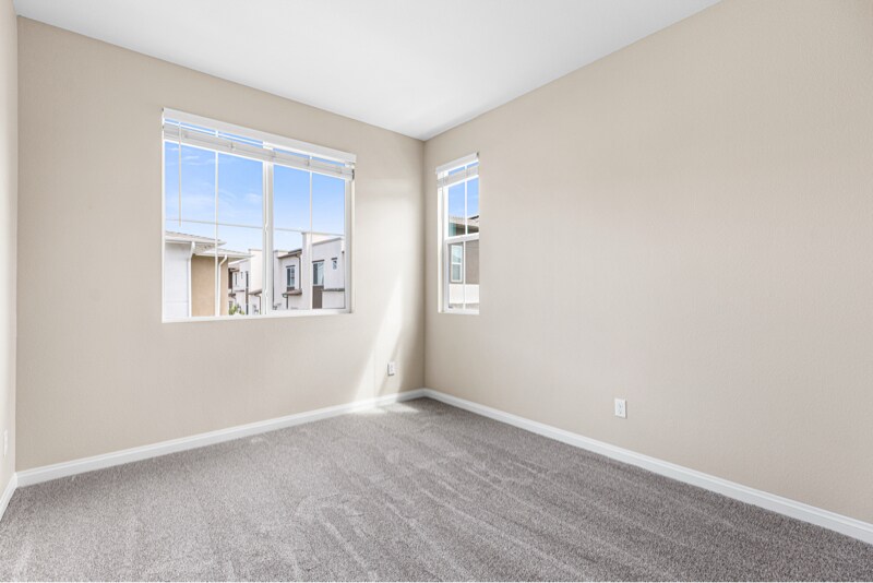 Building Photo - 2195 Bluestone Cir