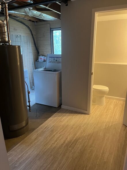 Building Photo - 502 Sunnyside Ln