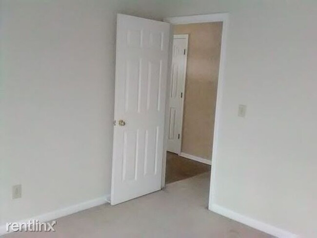 Building Photo - Lovely 3 Bedroom Home in Irmo!