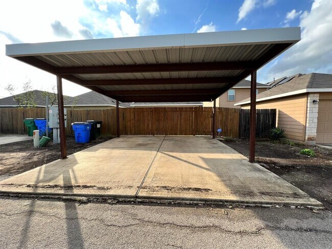 Building Photo - 4505 Senda Ln