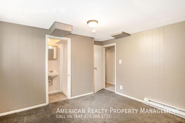 Building Photo - 1300 Dunham St SE