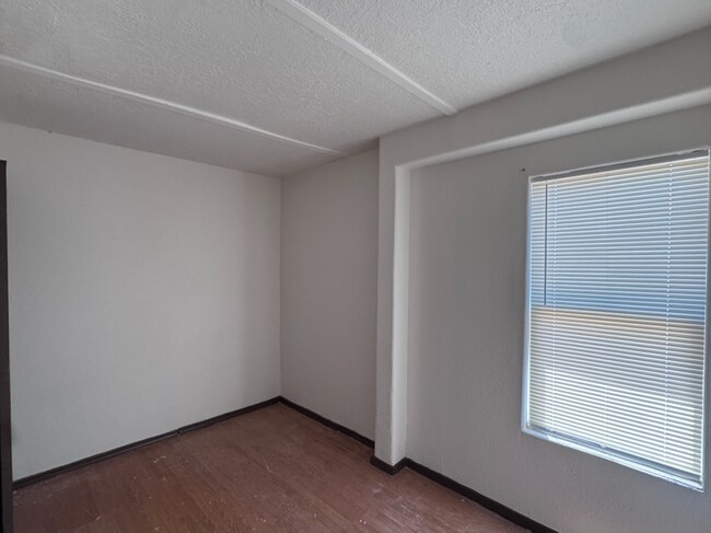 Building Photo - 240 Wheeler Ave SE