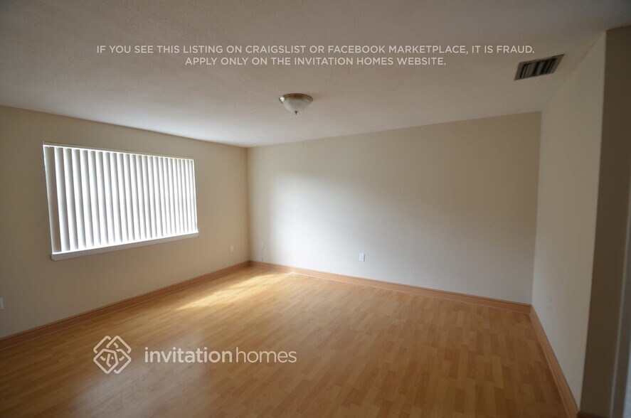 Building Photo - 14736 SW 92nd St