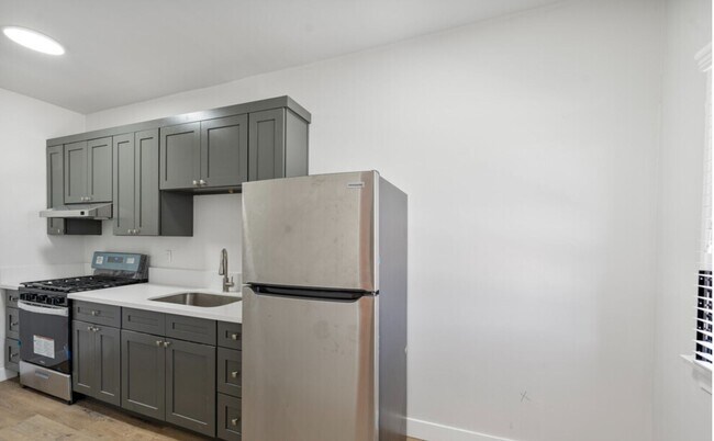 Interior Photo - Alexandria I