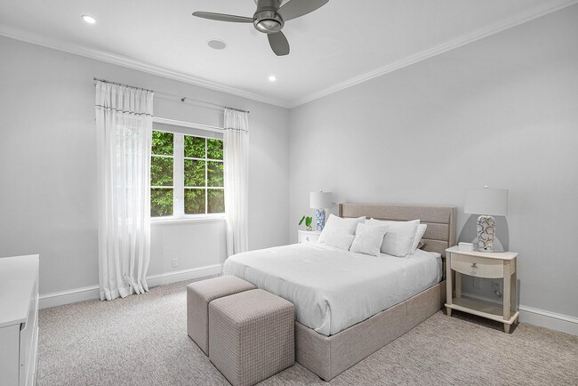 Building Photo - 1620 Lands End Rd