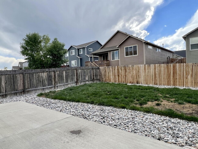 Building Photo - 6280 San Mateo Dr