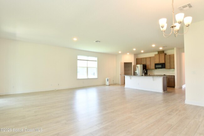 Building Photo - 1542 Killian Dr