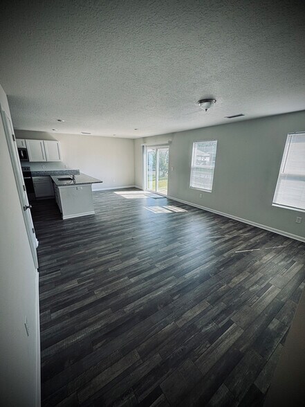 Building Photo - 58 Cool Breeze Lp