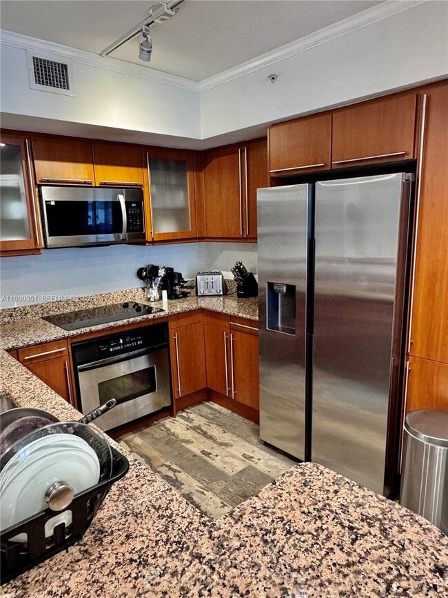 Building Photo - 2080 S Ocean Dr