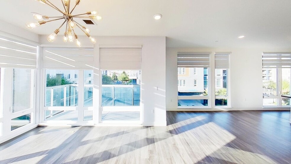 Building Photo - 5933 Sunstone Dr