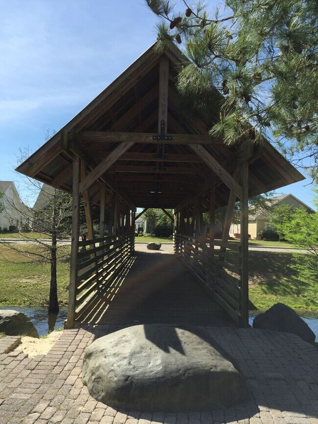 Building Photo - Turnkey 3 Bedroom Home in Firefly Community at Hammock Bay!