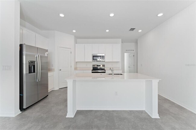 Building Photo - 381 Singing Sands Cir