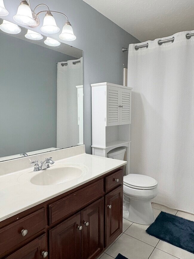 Building Photo - 567 Aries Ct