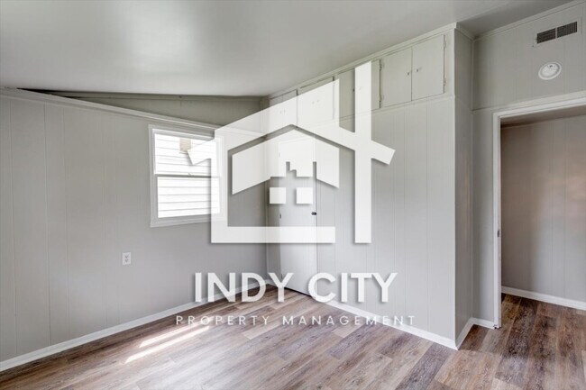 Building Photo - 2950 Dequincy St