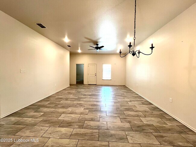 Building Photo - 5534 Kemper St